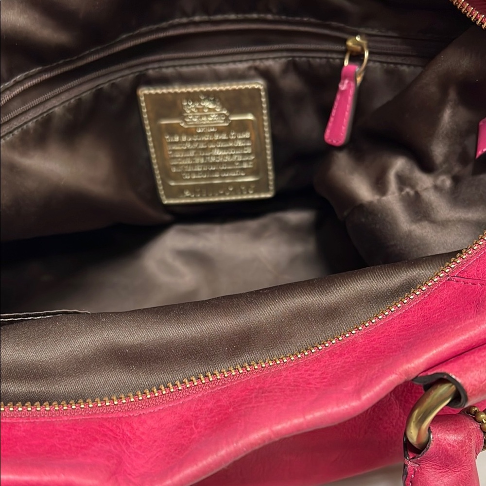 Coach Raspberry❤️ Leather Women's Bag - Picture 6 of 13